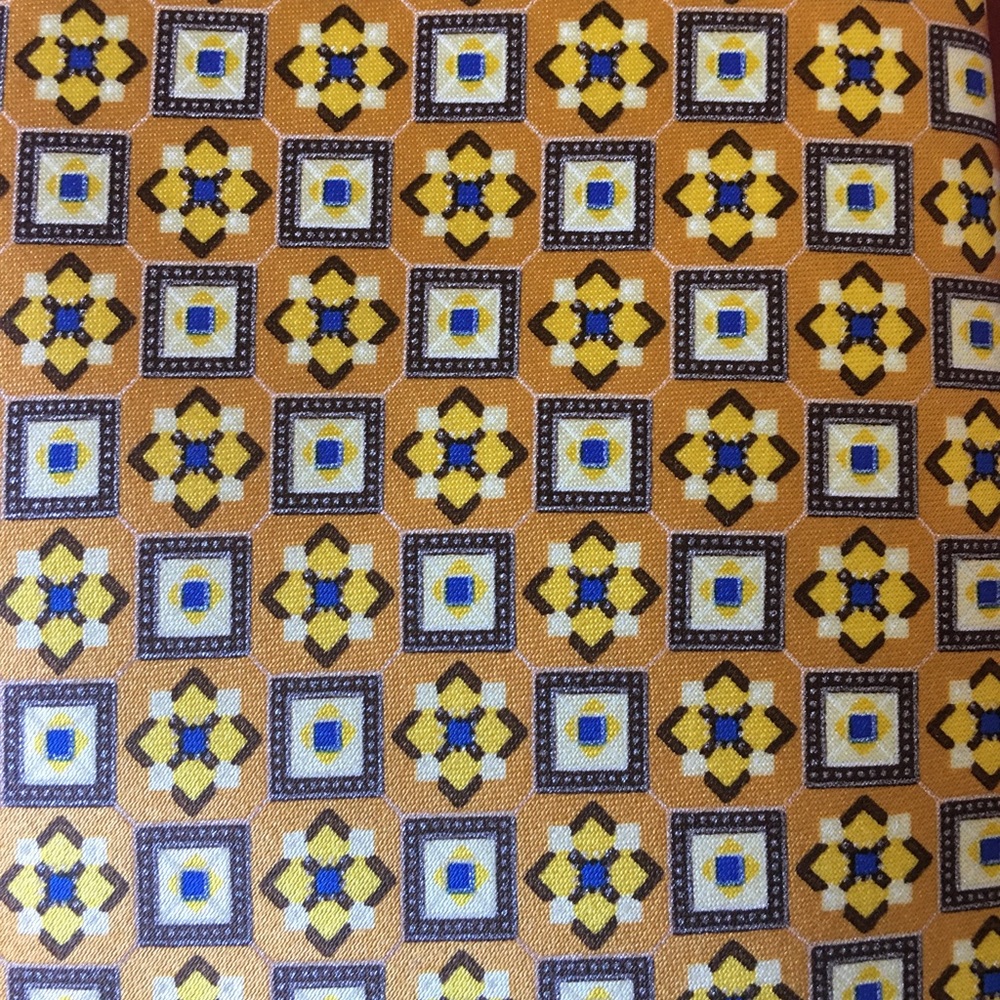 Tie - Picture 4 of 7